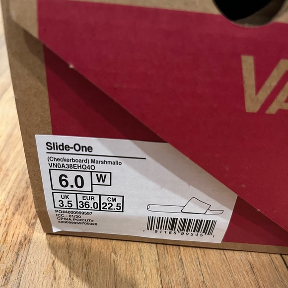 VANS slide one marshmallo sandals size 6 EUC - Picture 4 of 8